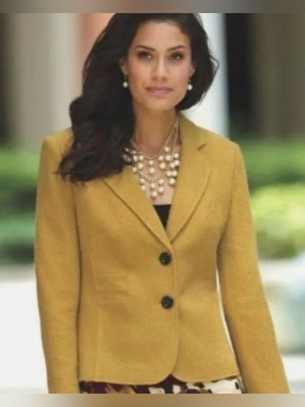 Monroe & Main Women's Mustard Yellow Tailored Blazer Size 14